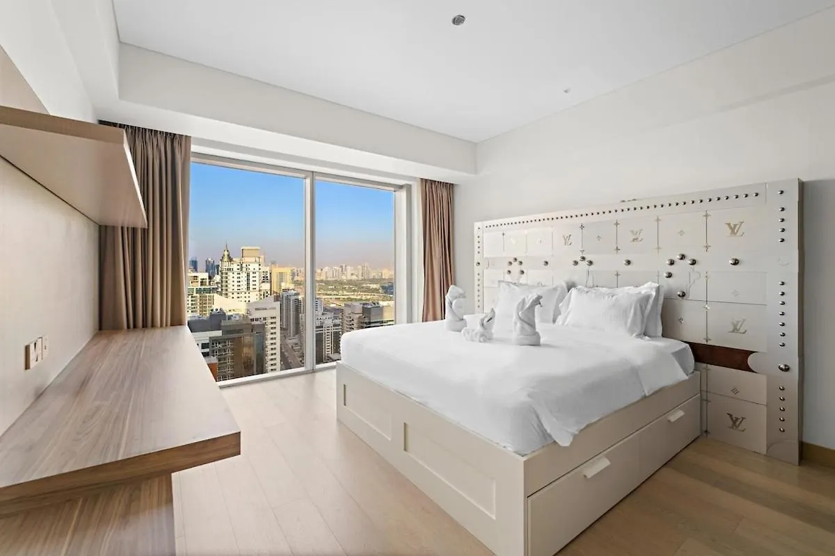 아파트 First Class 1Br Stunning City & Marina Views 두바이 아랍에미리트